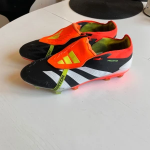 Adidas - Adidas storlek 46