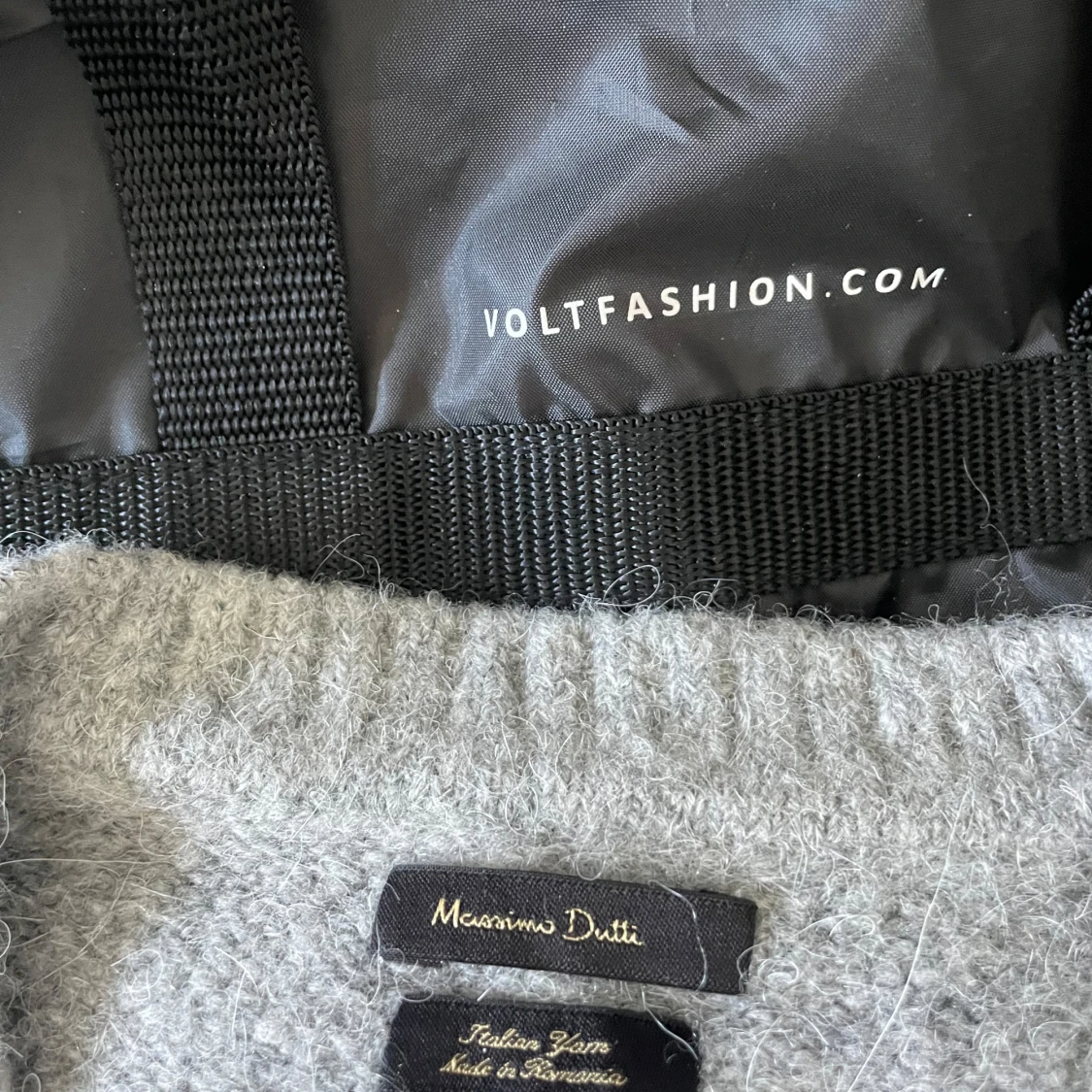 Stickad Massimo Dutti tröja - 91