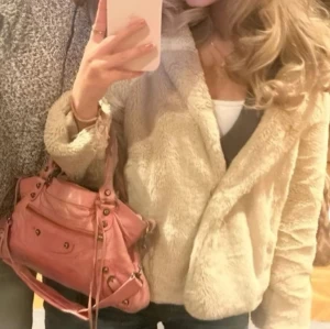 Pälsjacka - Så snygg och skön pälsjacka