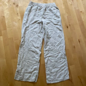 Linnebyxor  - Superfina linnebyxor, från HM i storlek S💕Endast testade 