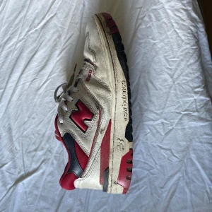 New balance 550 - Välanvänd men går nog o få liv i dom om man lägger lite tid