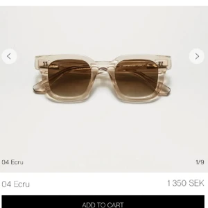 Chimis 04 - Säljer dessa chimi 04 or ECRU jätte bra skick nypris 1350 säljer för 700!💞