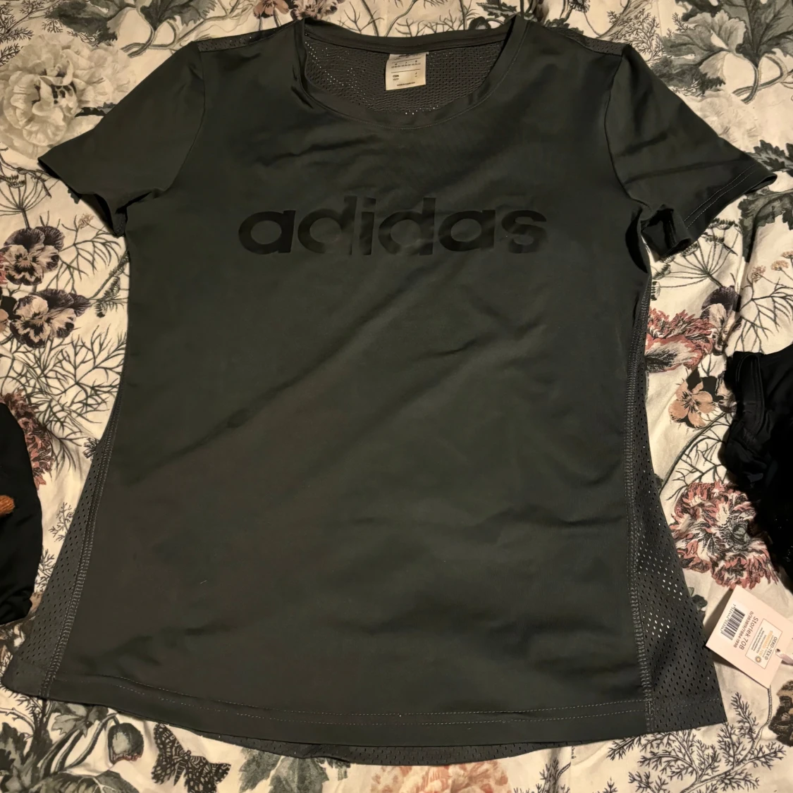 Adidas tränings T-shirt 