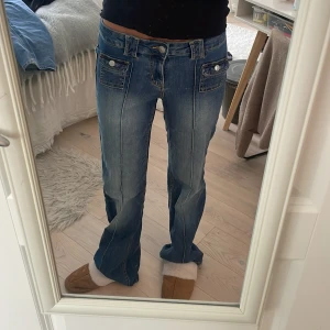 Jeans från Hm - Aldrig använda, säljer pga inte min stil