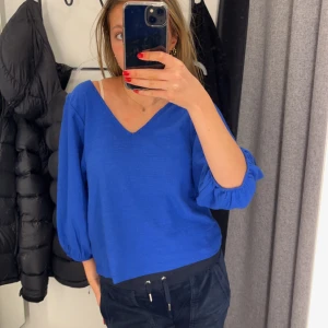 Blå blus - Helt oanvänd❤️