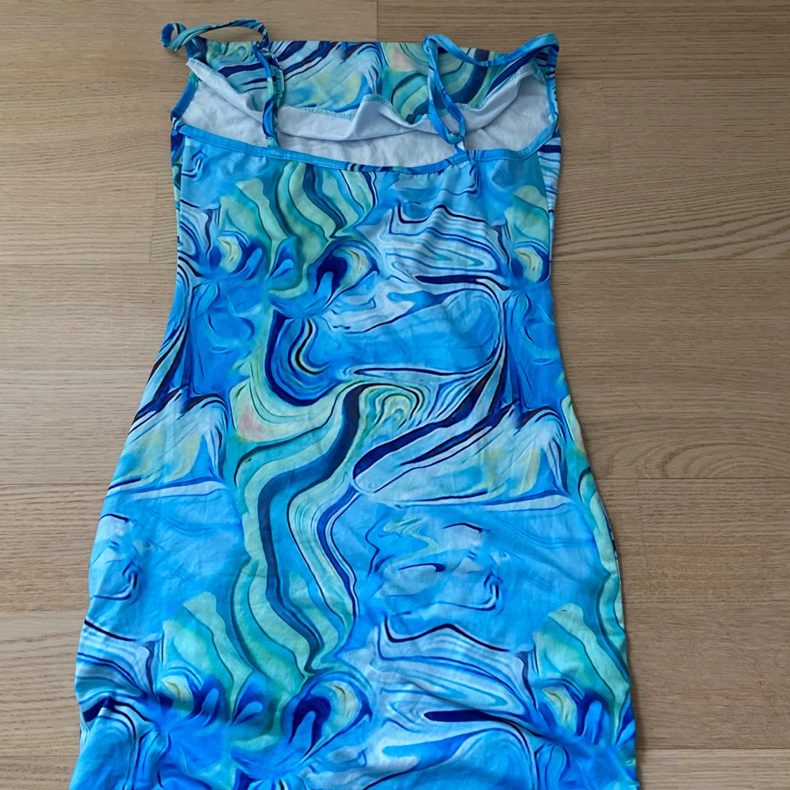 ljusblå klänning - 92