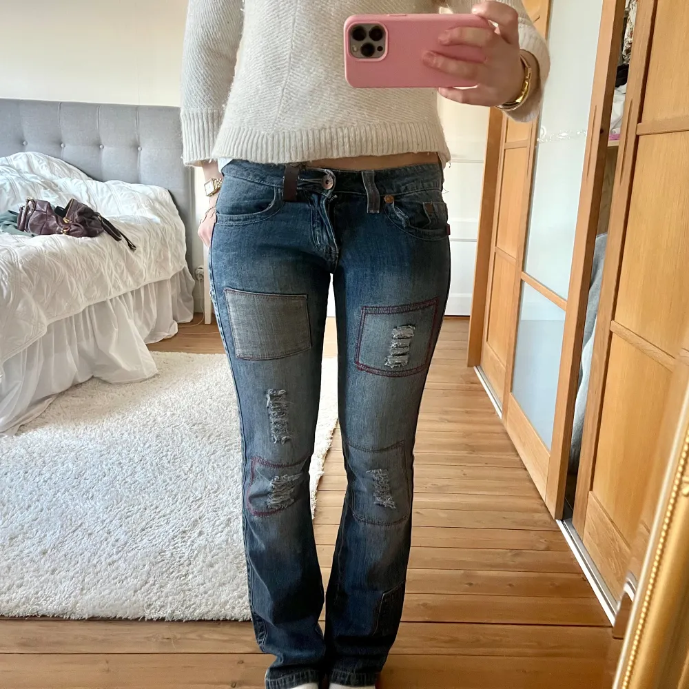 Extremt coola och unika jeans!. Jeans & Byxor.