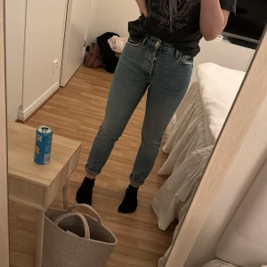 Nya jeans! - Sälj pga för liten storlek!