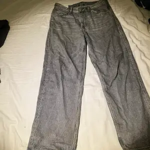 Baggy jeans från hm Köpt för 500kr om jag minns rätt 