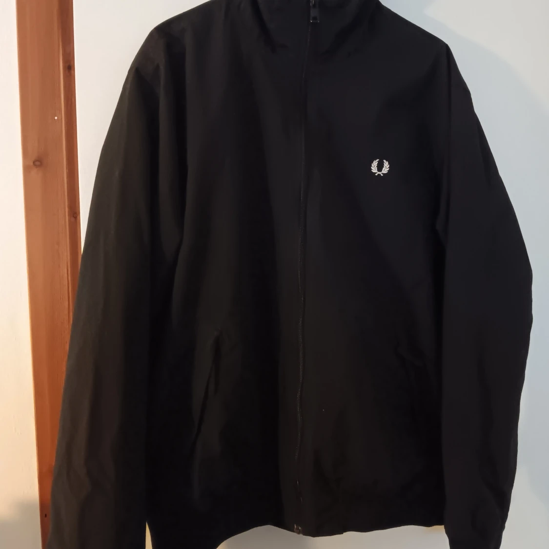 Fred perry  - 90