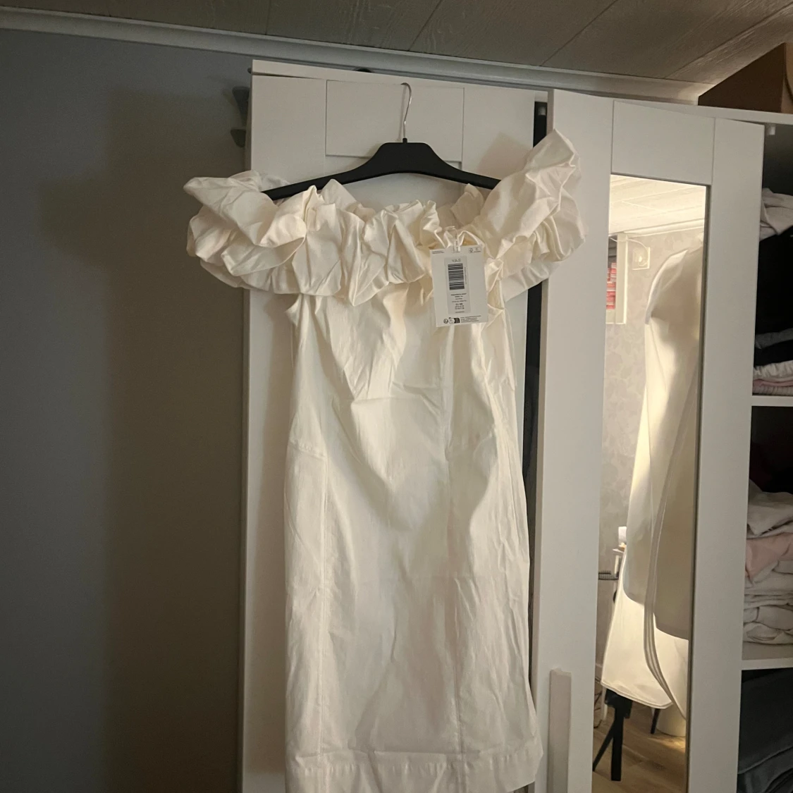 Vit klänning  - 90