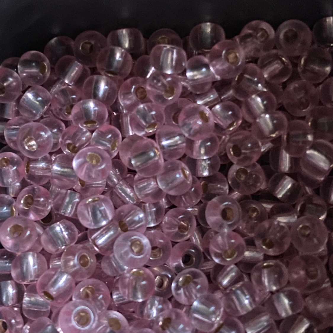 Ljusrosa seed beads 
