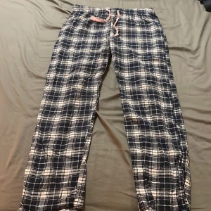 Mjukisbyxor - Jätte jätte jätte fina och sköna mjukisbyxor  