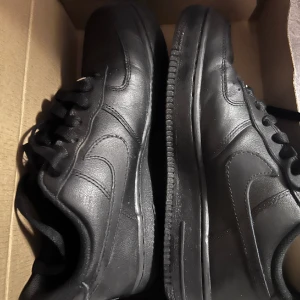 Nike air force black  - Helt nya 