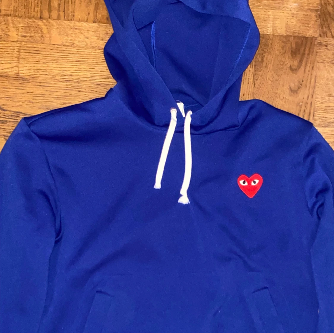 Comme des Garçons Blå Hoodie