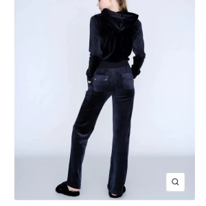 Juixy byxor - Säljer dessa byxor då de inte använda längre. Nyskick