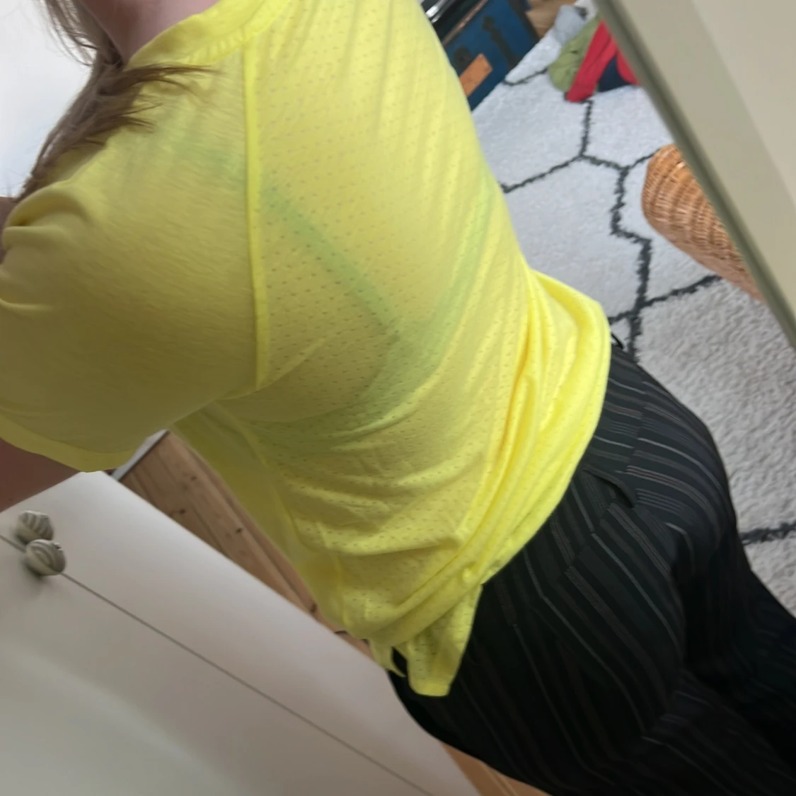 Gul träningströja  - 90