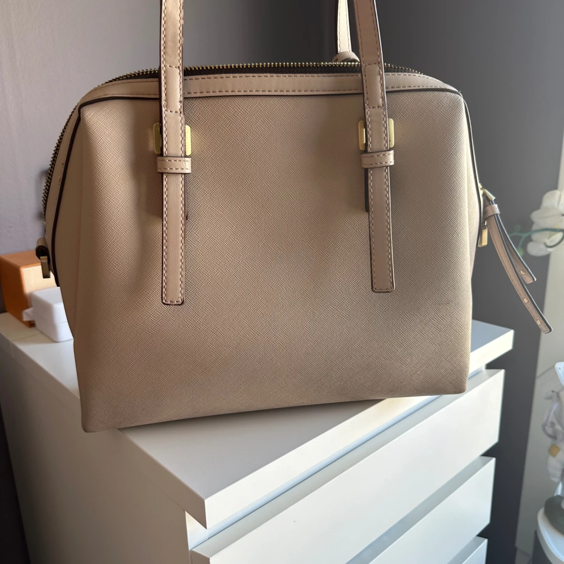 Calvin Klein väska  - 90