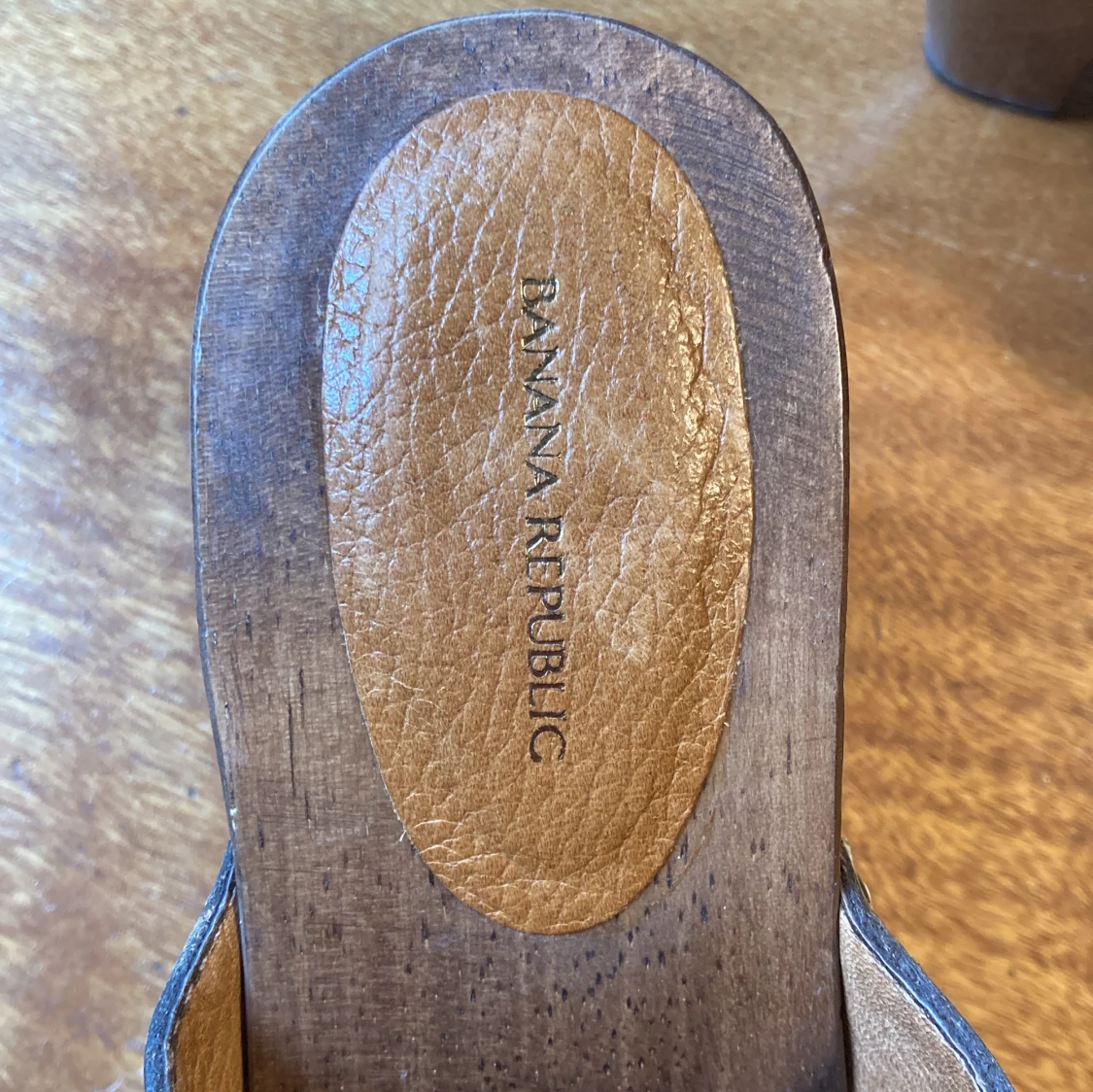 Träskor med klack, Banana Republic - 90