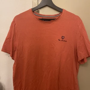 Bondelid tshirt - Super fin färg 