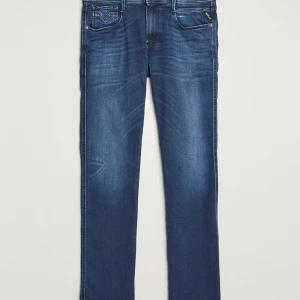  Replay Anbass Hyperflex Dust Wash Jeans Dark Blue - Säljer dessa feta Replay Anbass Hyperflex sitter Nice storlek 32-32.Har ingen användning för dom det är darför jag säljer d.
