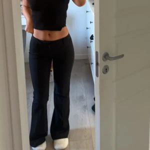 Kostymbyxor  - Använt 1 gång så nytt skick! Köparen står för frakten🩷