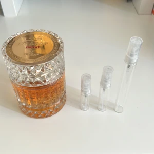 ZIMAYA Sharaf Blend - 3ml = 25kr 5ml = 45kr 10ml = 79kr Hör av dig vid frågor 💯