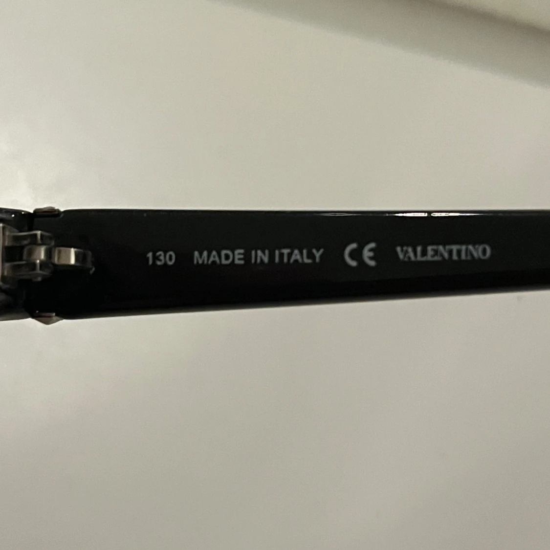 Valentino solglasögon  - 92