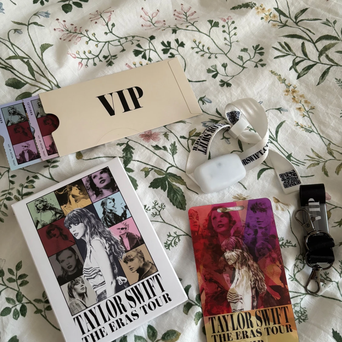 Taylor Swift eras tour VIP box - 92