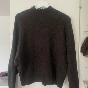 Tjocktröja  - Tjocktröja från HM i storlek M.