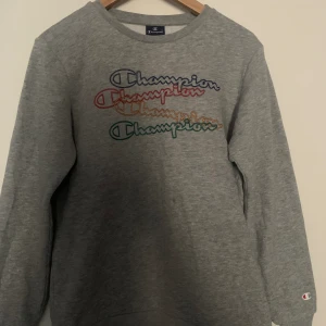 Champion Kofta - Clean kofta utan luva från märket ”champion” väldigt bra skick!