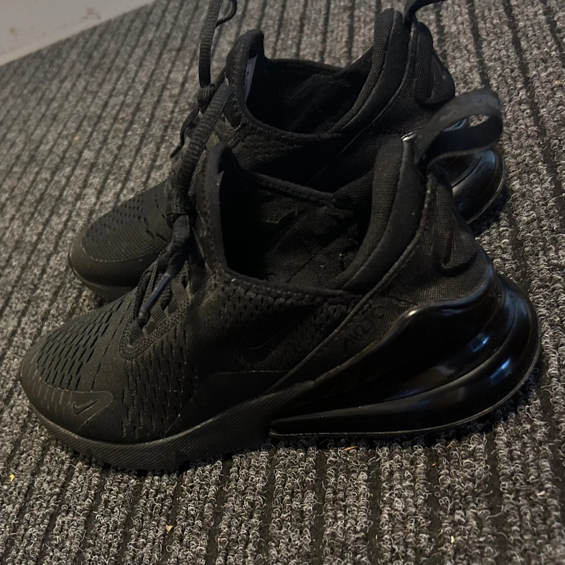 Nike AIR MAX 270 - 90