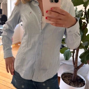 Skjorta - Skjorta från gant, med fina sömmar