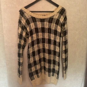 Stickad klänning  - En kort stickad klänning💕