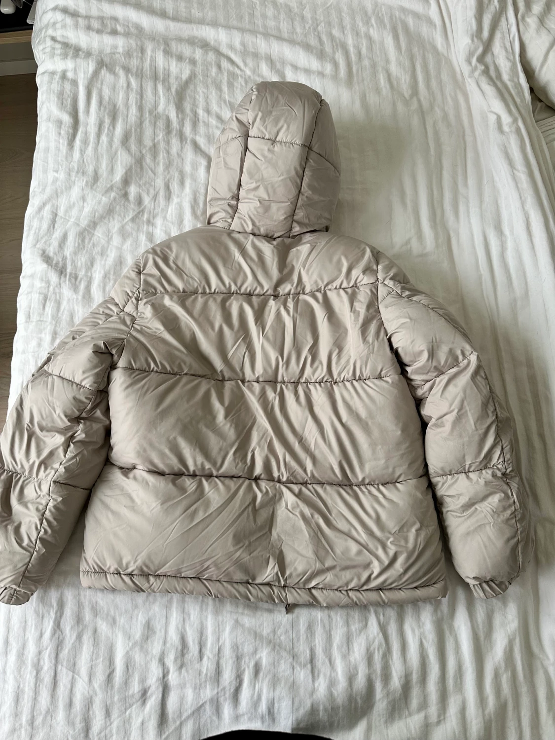 Beige pufferjacket - 90