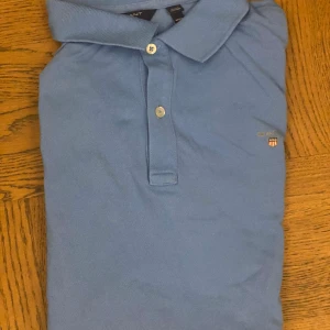 Gant Piké - Storlek: 176 (Sitter som S) Skick: 9/10