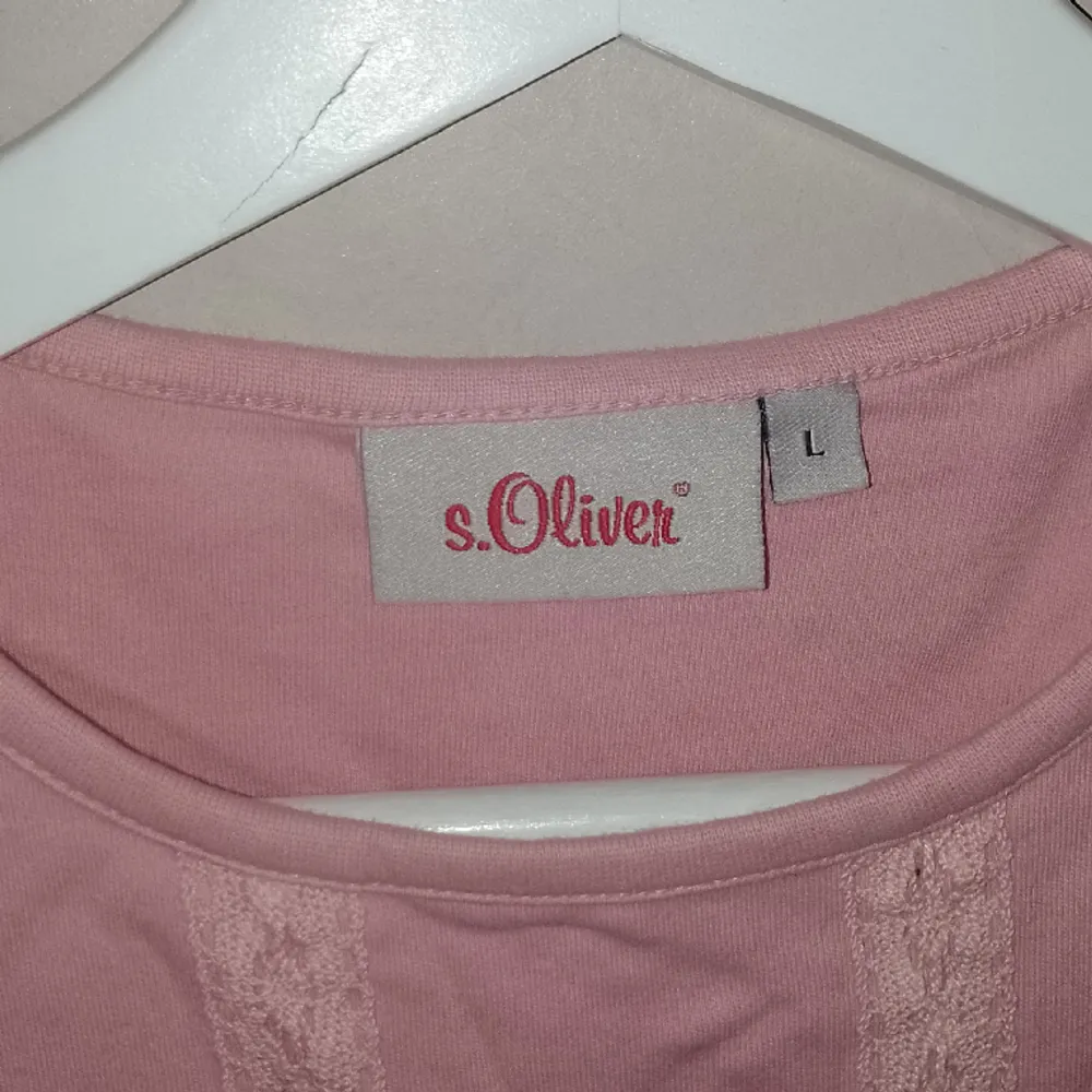 Rosa tröja strl L kort modell från S.Oliver. Fint skick :) . T-shirts.