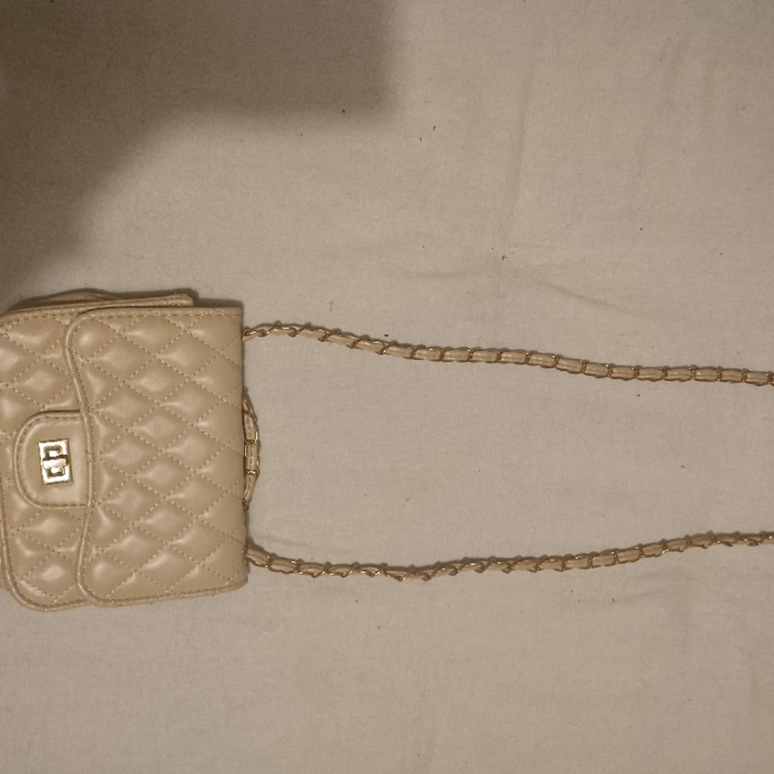 Väska ny beige  - 90