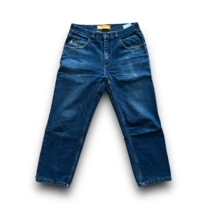 Polar 90’s jeans - Insydda och uppsydda. Storlek 32x30, men sitter som 30x30