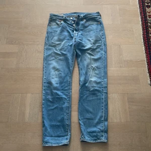 Levi’s 501 - Säljer pga att de är för små