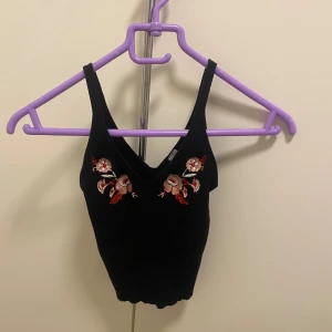 Svart linne  - Från hm Xxs