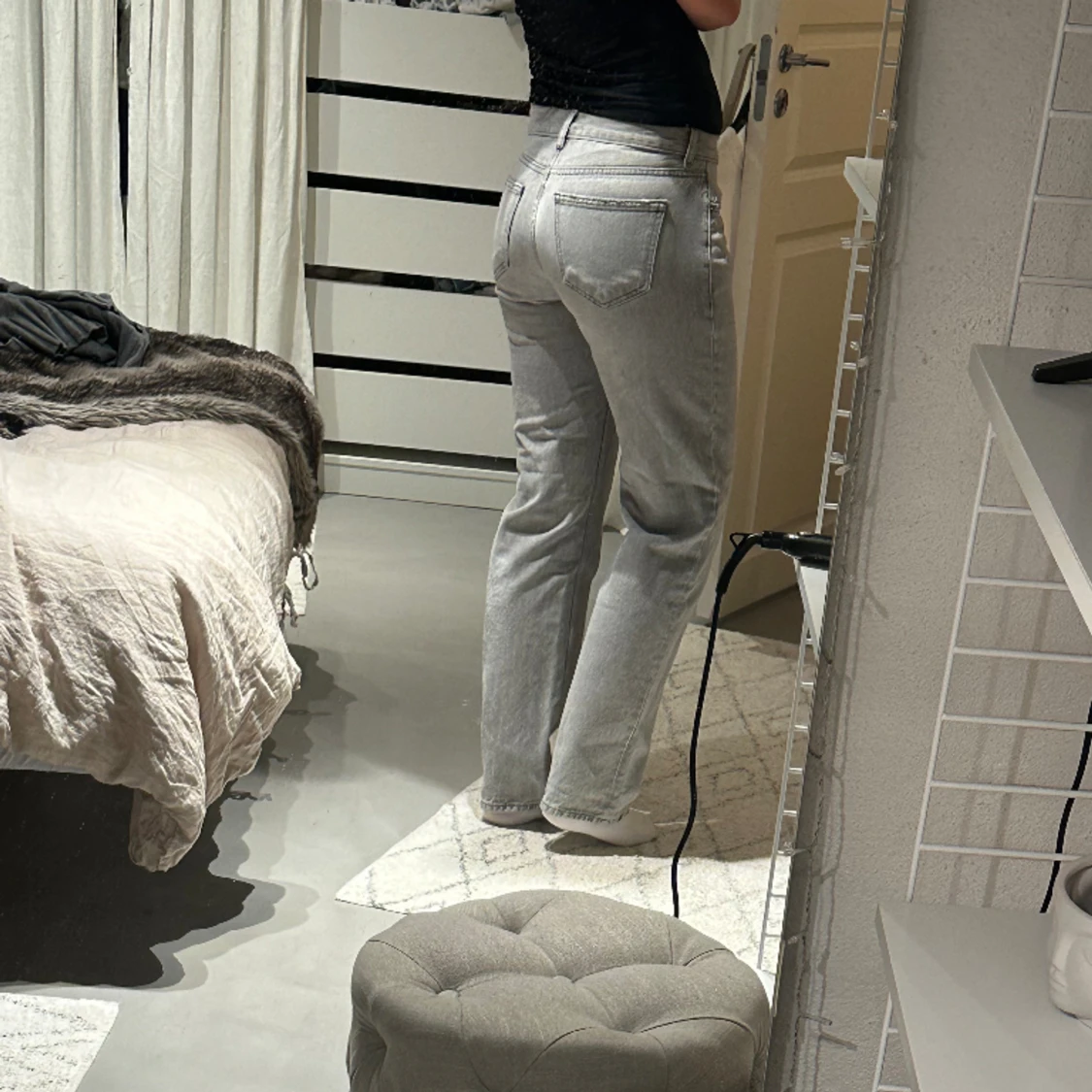 Ljusgråa jeans  - 90