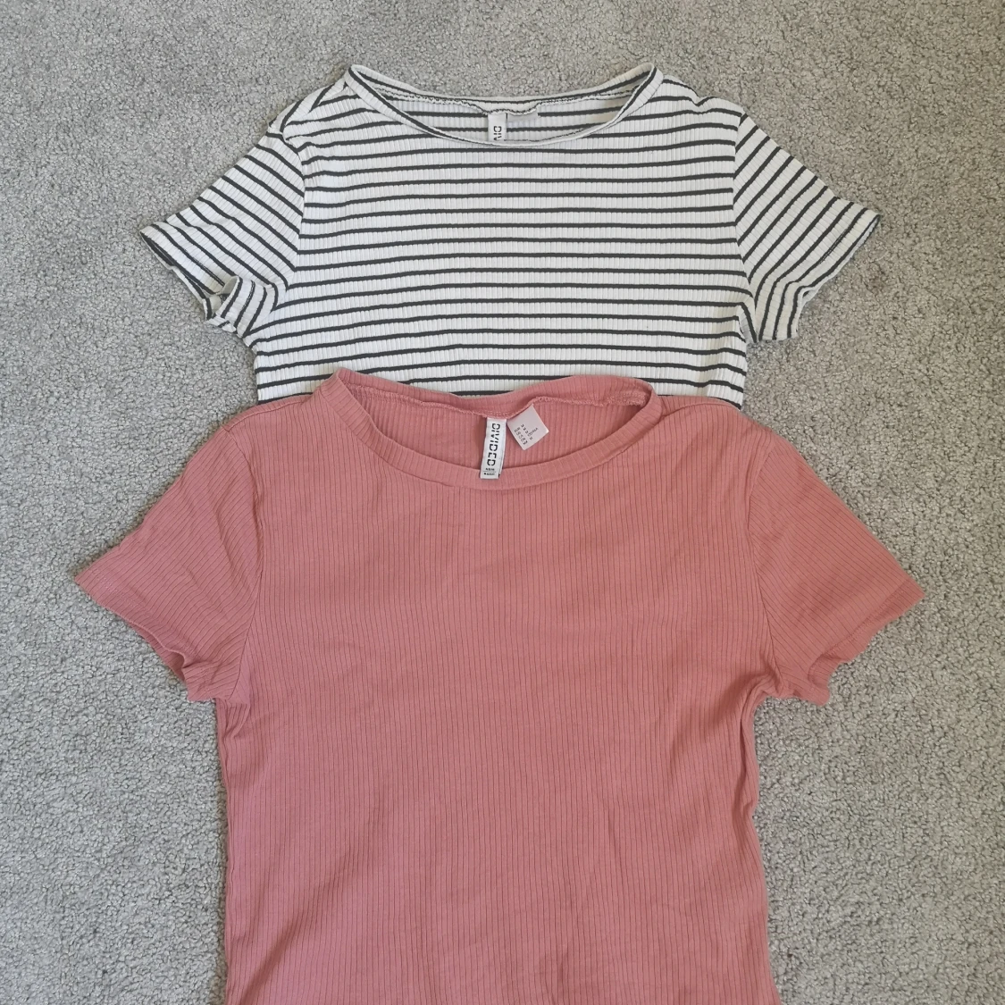 2-pack croppade toppar