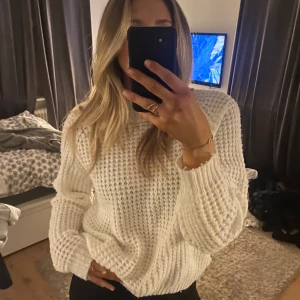 Stickad tröja  - Super skön stickad tröja 