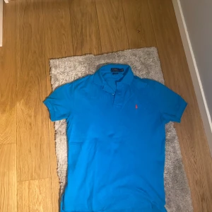 Ralph Lauren Piké  - Passar som M, bra skick.