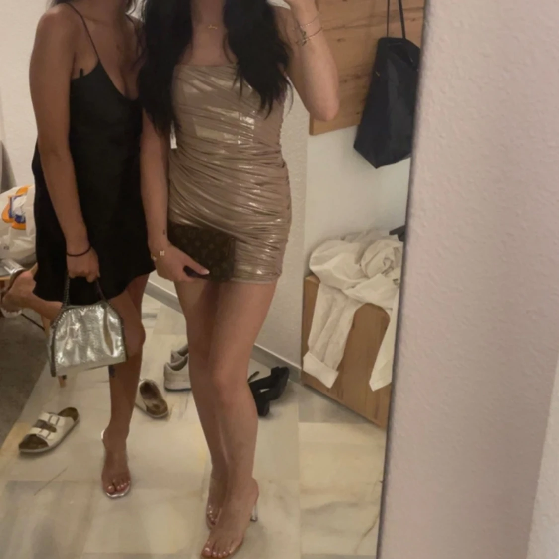 Gullig klänning från zara - 90