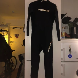 Våtdräkt  - Våtdräkt i bra skick 