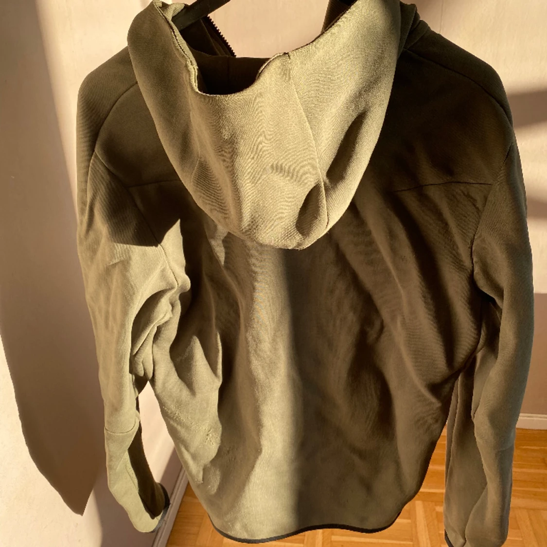 Nike Tech Hoodie - 90