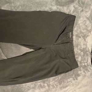 Jeans - Oanvändbar  Köp 3 bestals 250