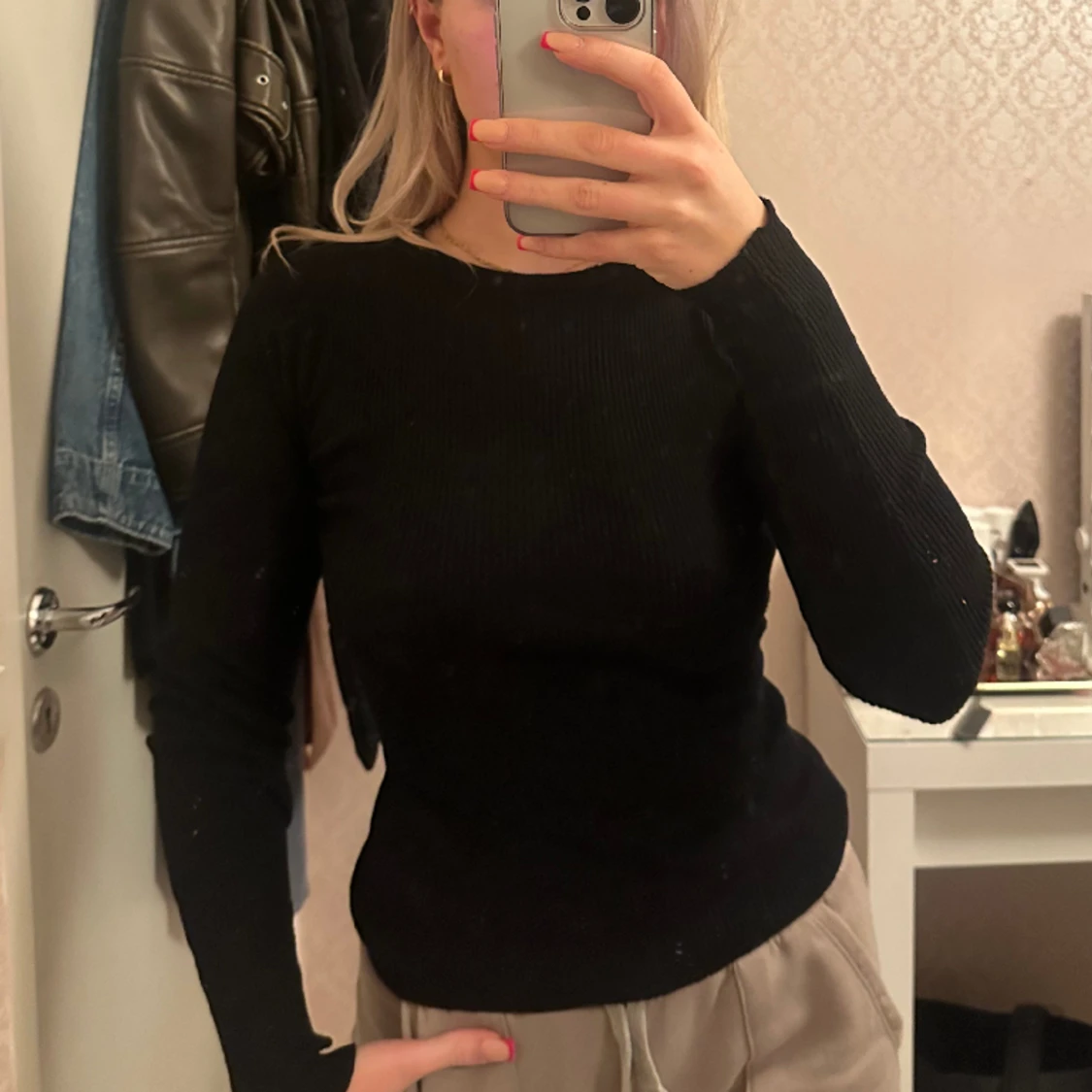 Stickad tröja  - 90